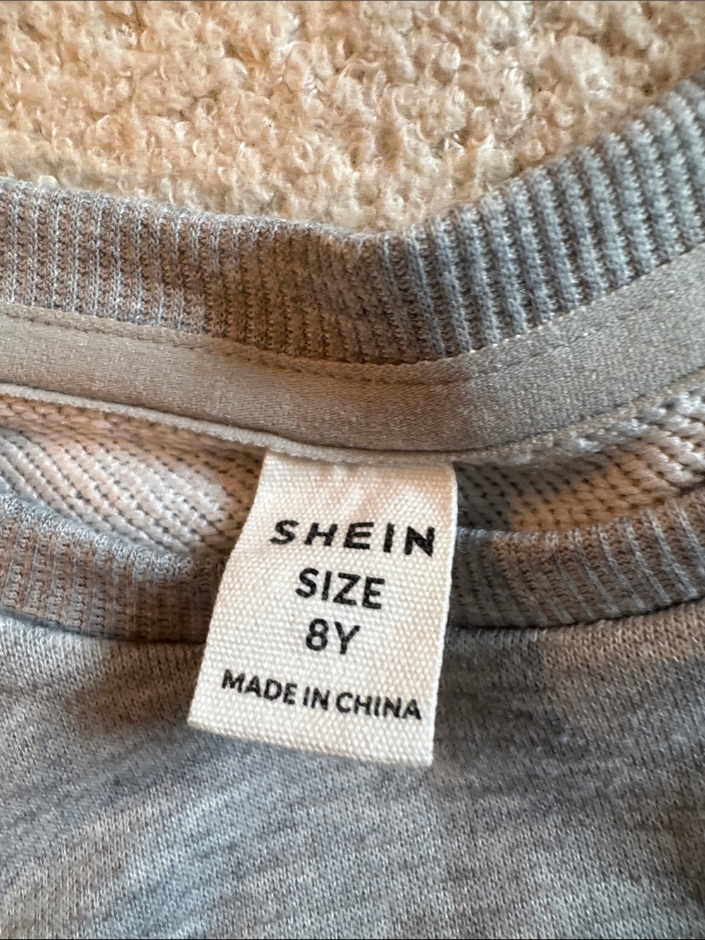 SHEIN Grey Kids Short-Sleeve Sweatshirt & Wide-Leg Joggers Set - Picture 3 of 3